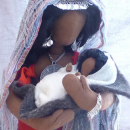 Baby zu Frau 47 cm Erzählfigur